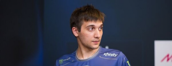 荣耀GT Pro助力2025电竞世界杯展现极致性能